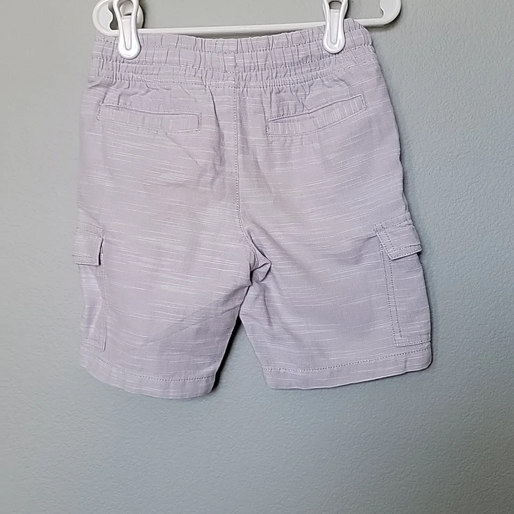 Gymboree size 5 boys gray cargo shorts